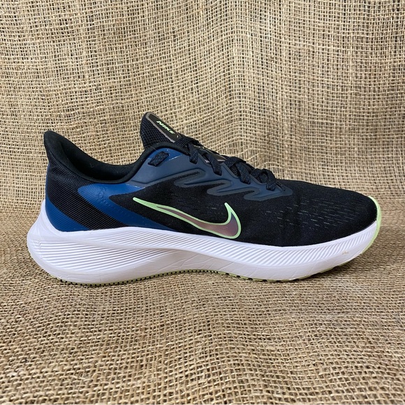 Nike Zoom  Running Shoe WinFlo Black Blue Size 9.5 - Picture 4 of 9